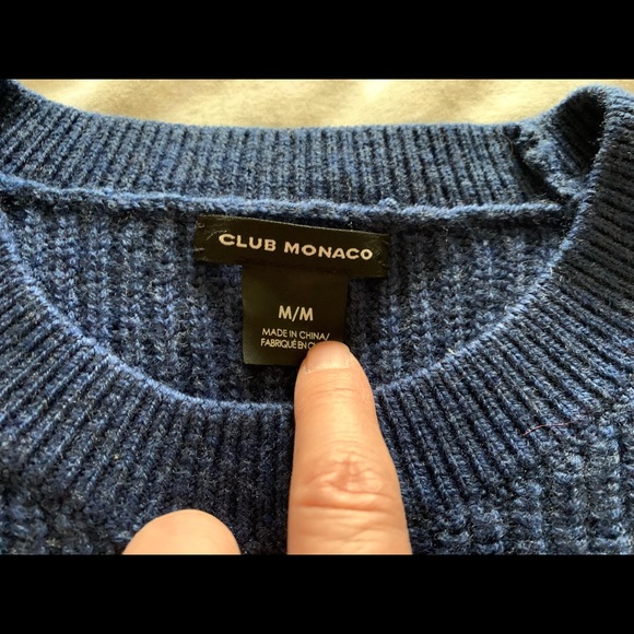 Club Monaco asymmetrical 100% wool sweater - Picture 2 of 13